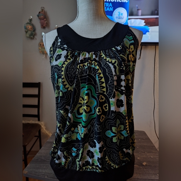 None Tops - Floral Patterned Sleeveless Top Y2K Plus